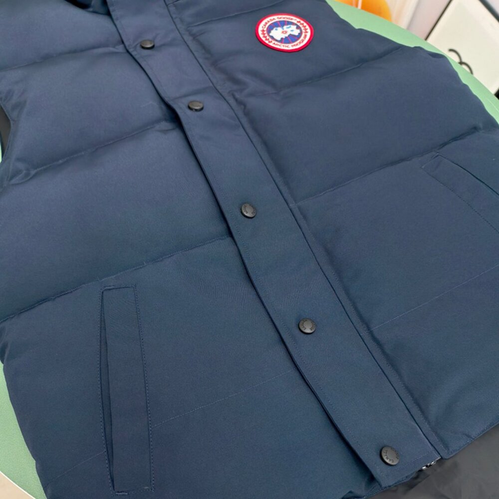 Canada Goose Freestyle Vest Atlantic Navy - Picture 3 of 8